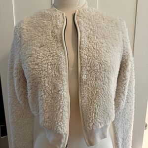 Hollister - Sherpa Jacket - Cropped